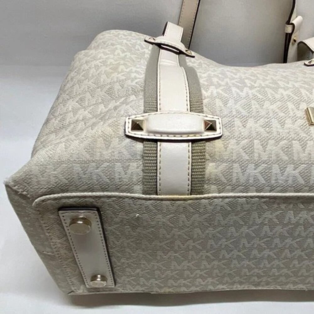 Michael Kors Griffin Large Logo Tote Natural Jacqard Canvas Leather Trim GUC - Picture 4 of 16
